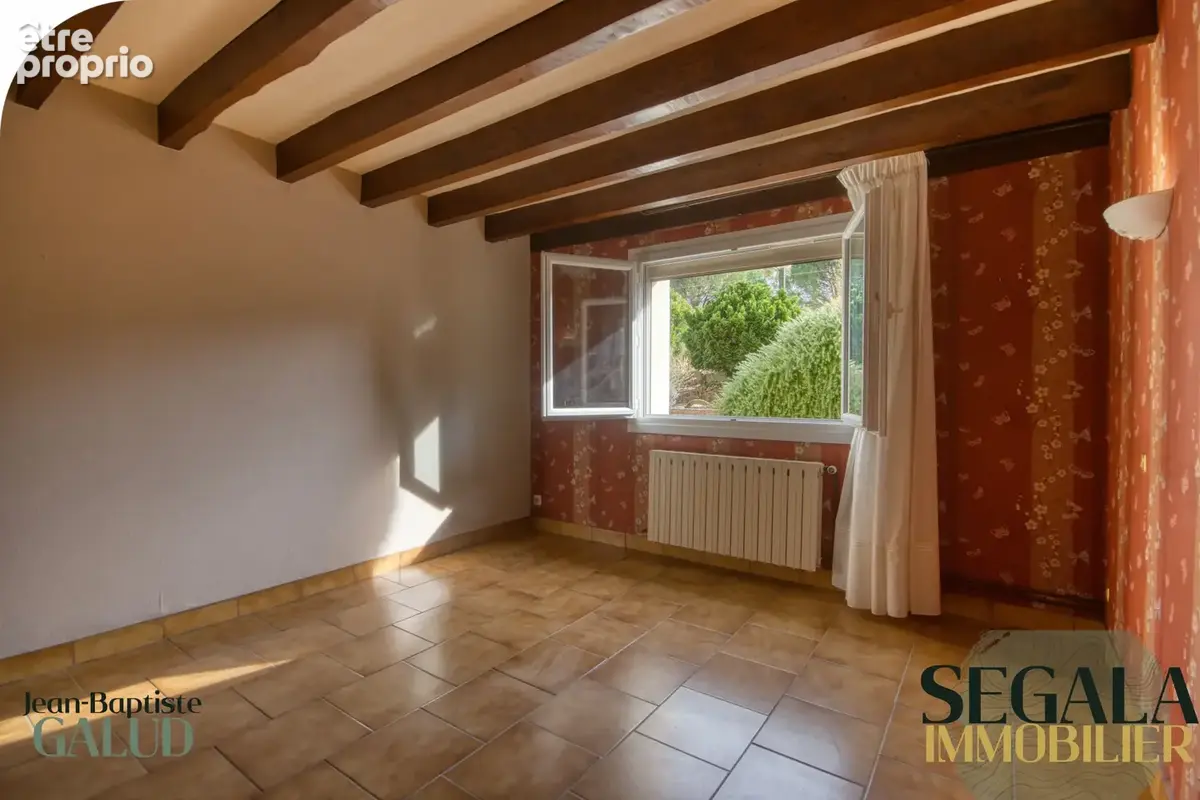 Carmaux — Maison de 117 m2 avec grand jardin, trois chambres et deux garages - photo 16