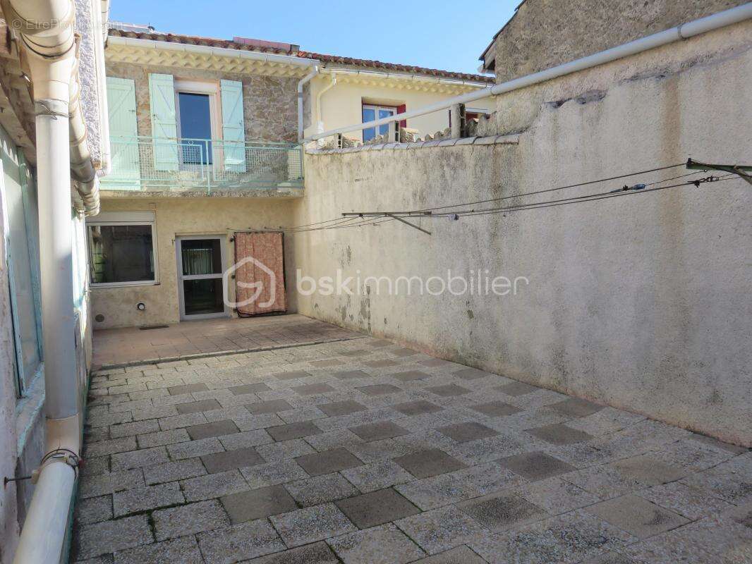 Maison à LEZIGNAN-CORBIERES