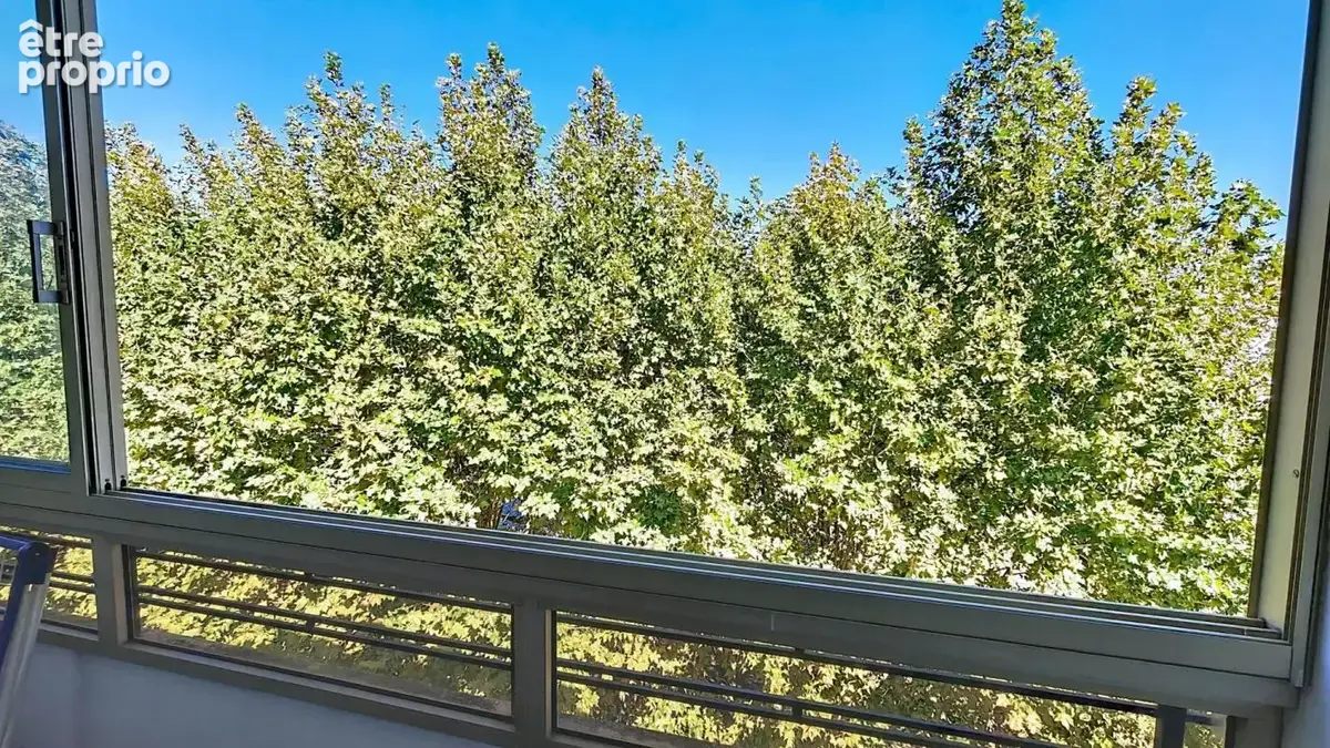 Saint-Raphaël (83700) – T3 rénové avec goût + terrasse sans vis-à-vis + cave - photo 10