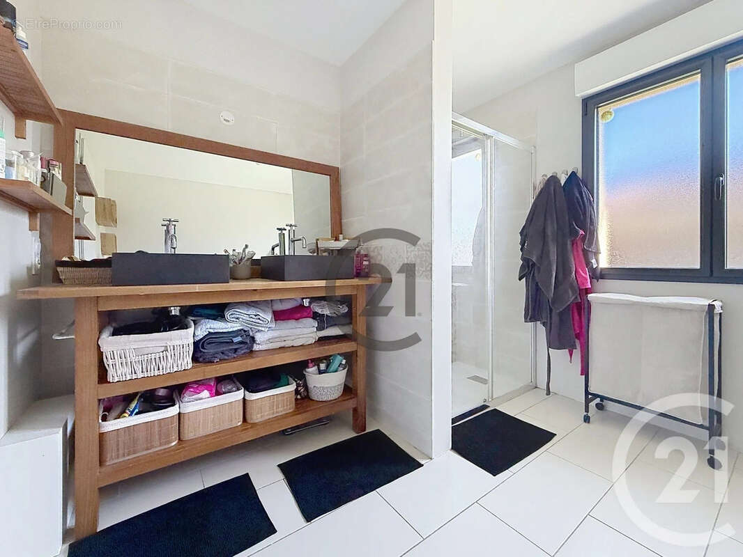 Maison 126 m² à Saint-Pouange  - photo 13