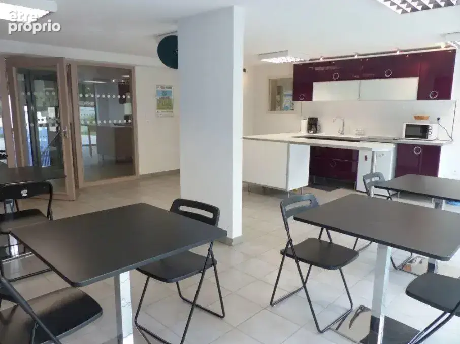 INVESTISSEMENT LOCATIF  Villeurbanne  Résidence étudiante Univers Studio - 5,72 % de rentabilité - photo 6