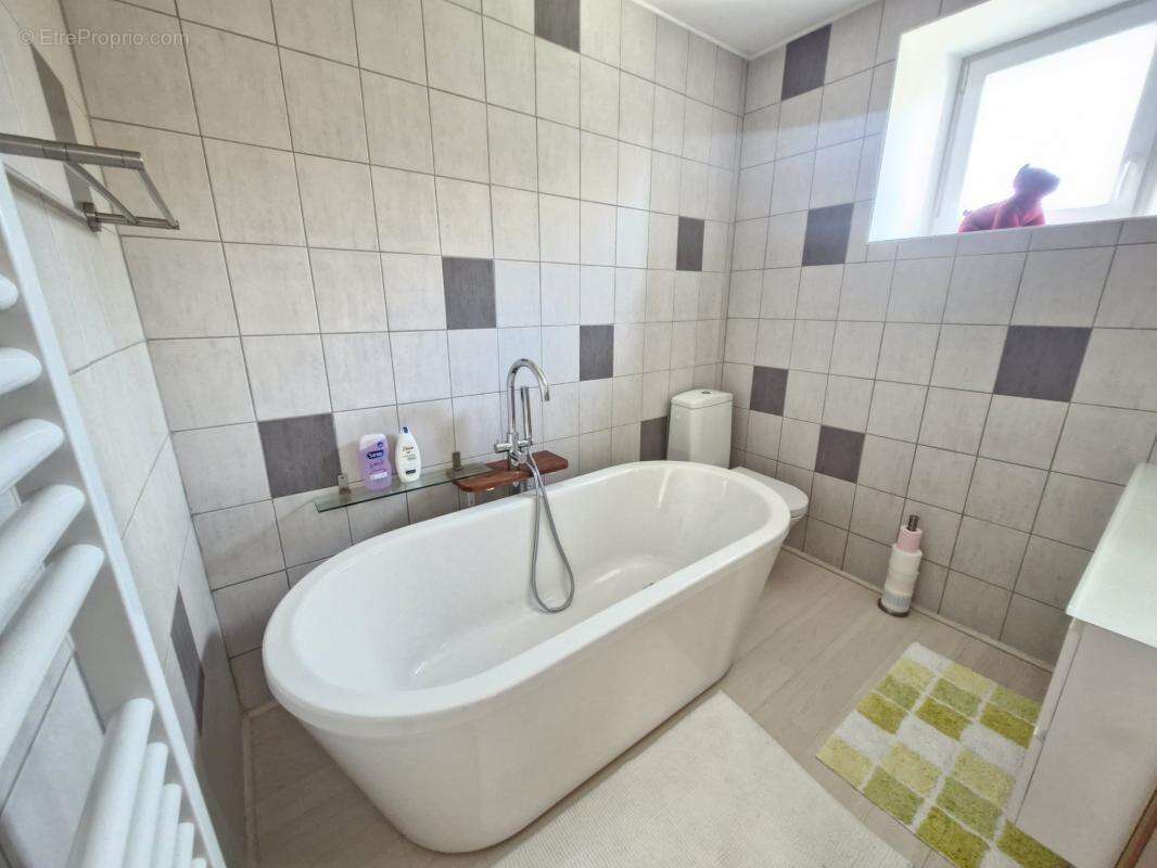 Maison à PLOUGONVELIN