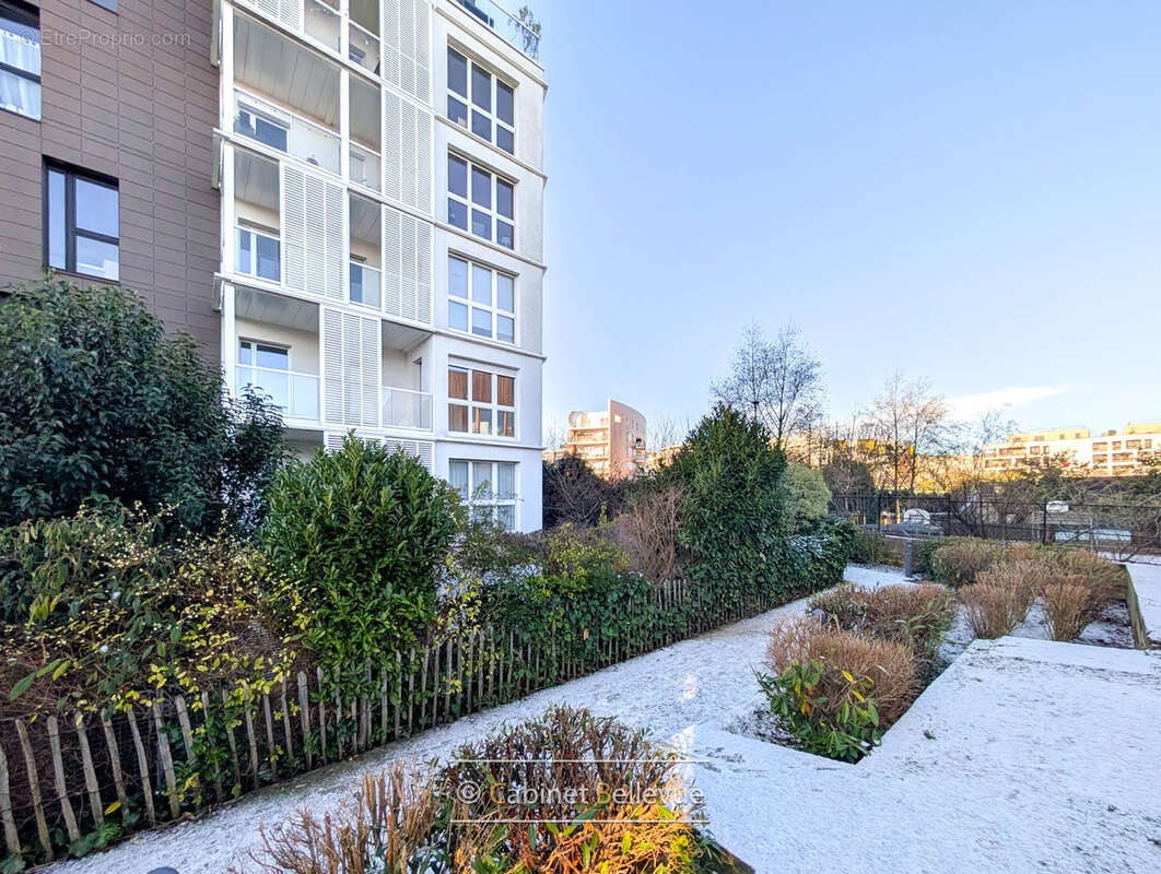 Appartement à ISSY-LES-MOULINEAUX