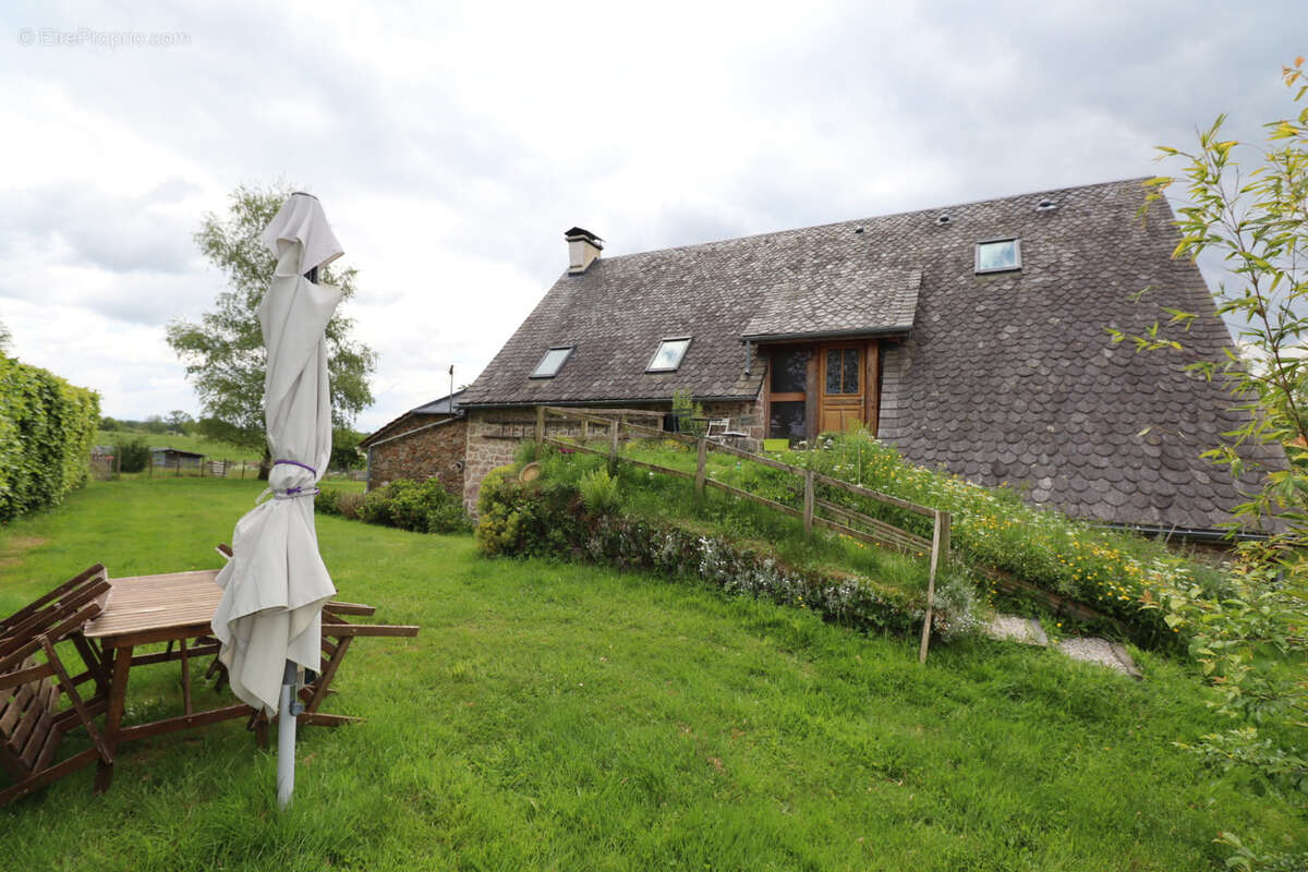 Maison à LARODDE