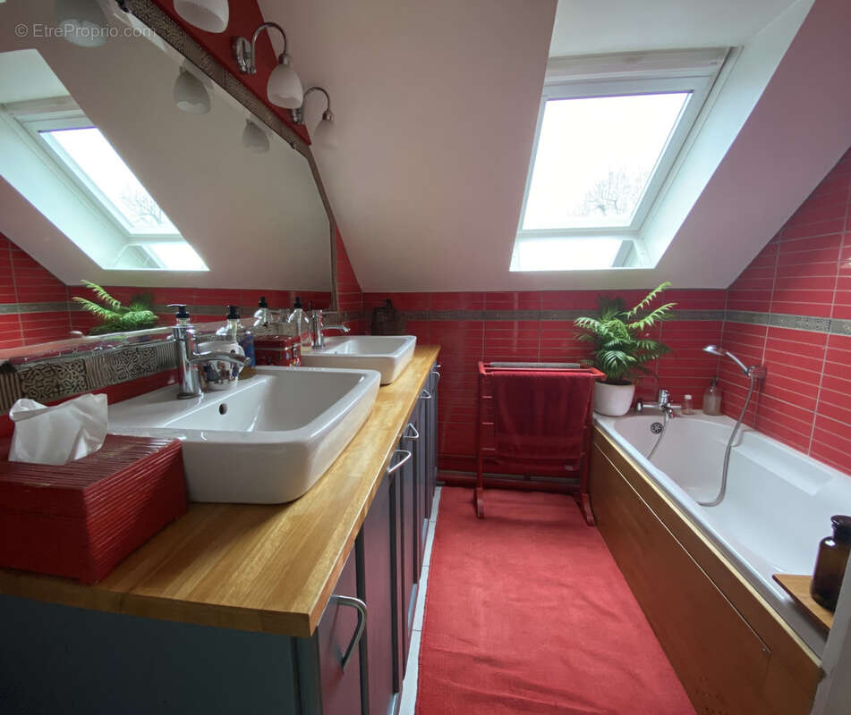 Maison à LAGNY-SUR-MARNE