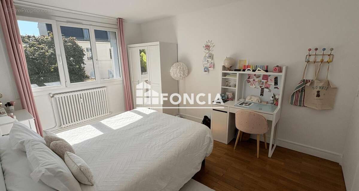 Appartement à VERSAILLES