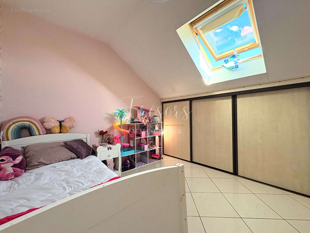 Montagny les lanches, maison familiale - photo 7