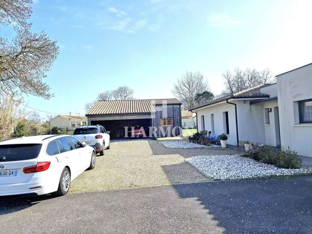 Maison à SAINT-GERVAIS