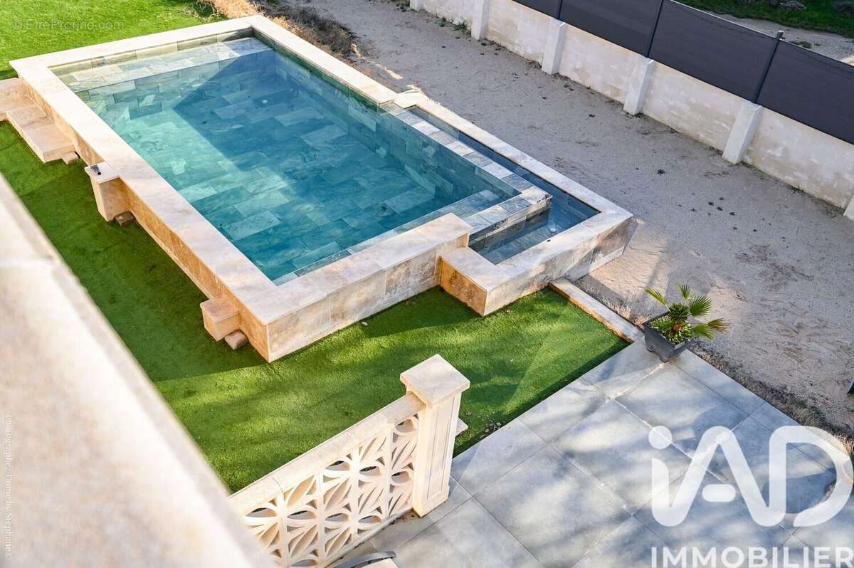 Photo 3 - Maison à PLAN-D'AUPS-SAINTE-BAUME