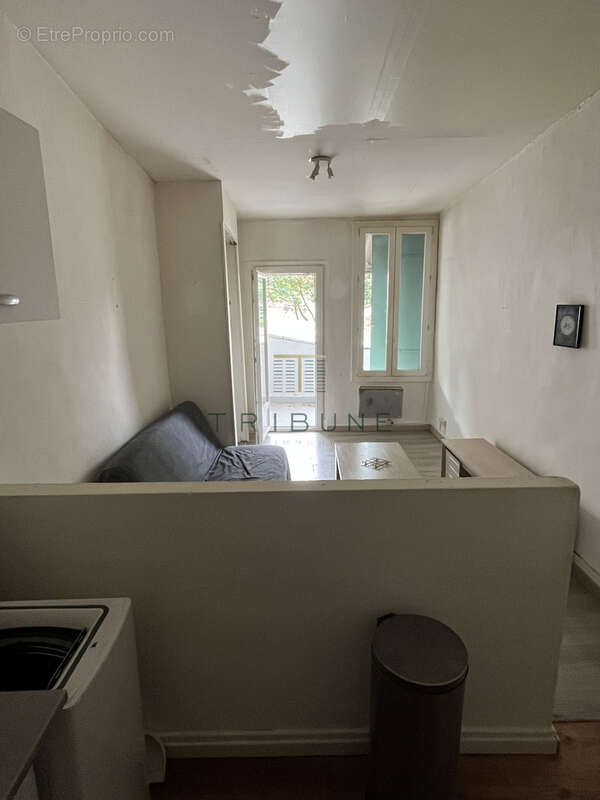 Immeuble avec 1 local commercial et 11 appartements - photo 6