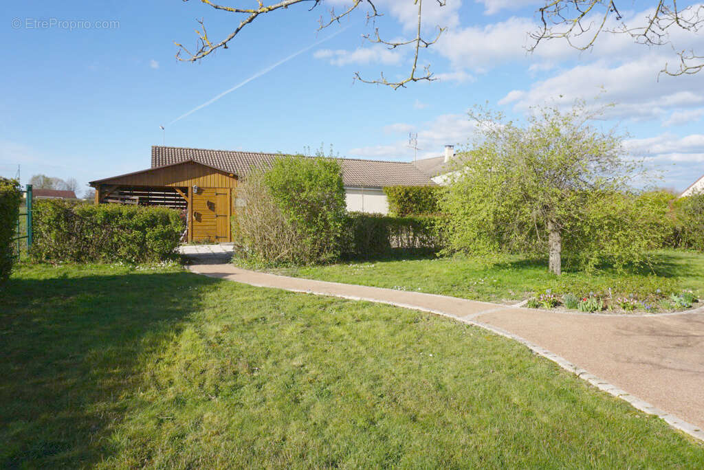 Maison à PARAY-LE-MONIAL