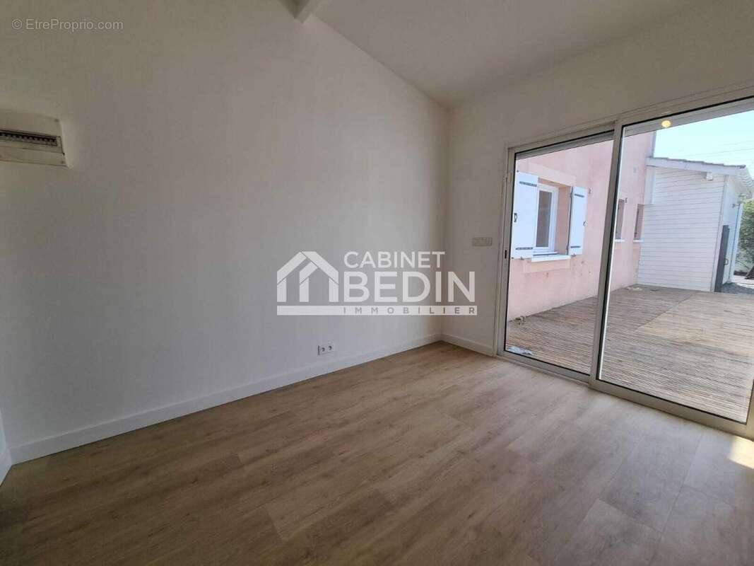 Maison à GUJAN-MESTRAS