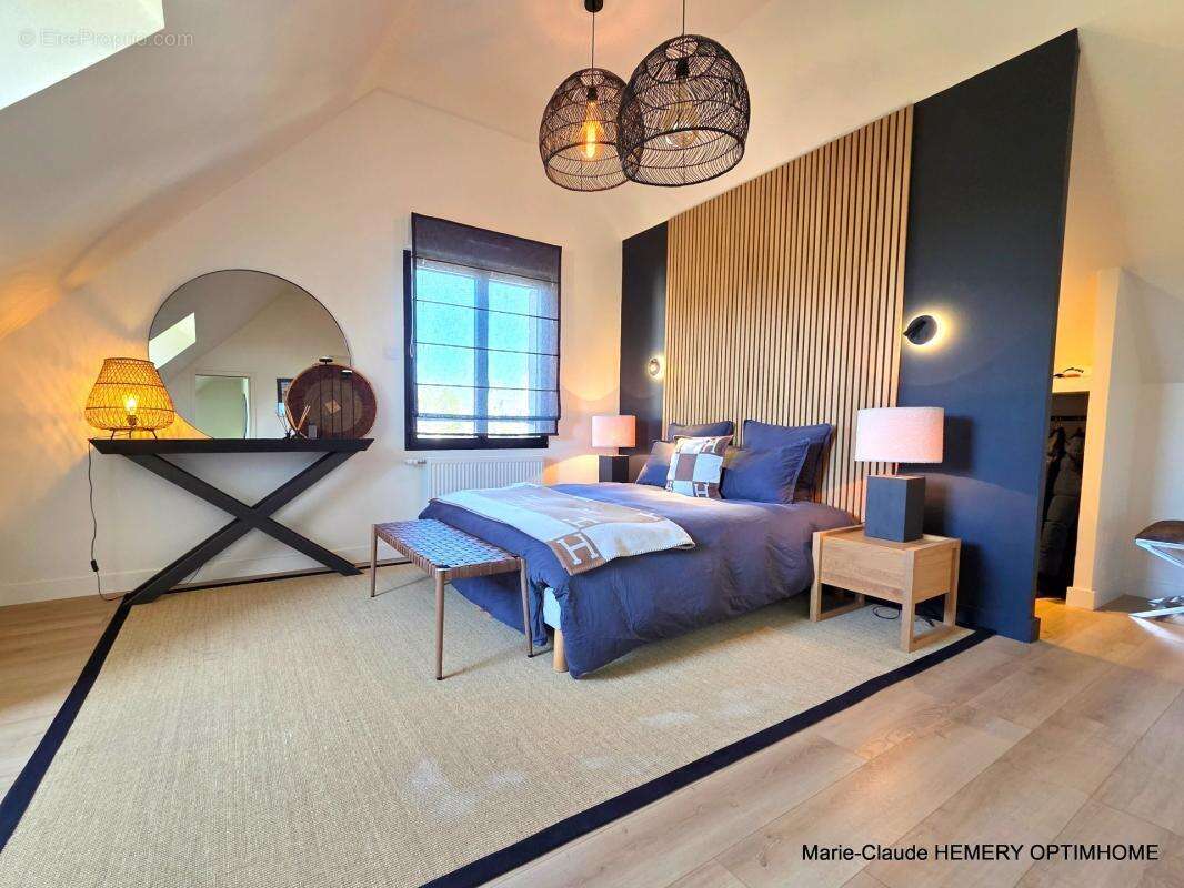Dinard, Thalassothérapie, belle Villa BBC de 202m² sur parcelle de 400 m² clôturée et paysagée. Rénovation récente de qualité - photo 13