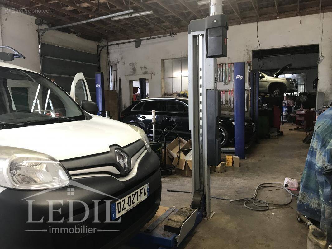 Commerce à VILLENEUVE-SUR-LOT