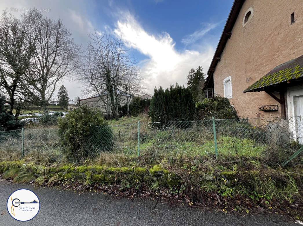 Maison à XERTIGNY