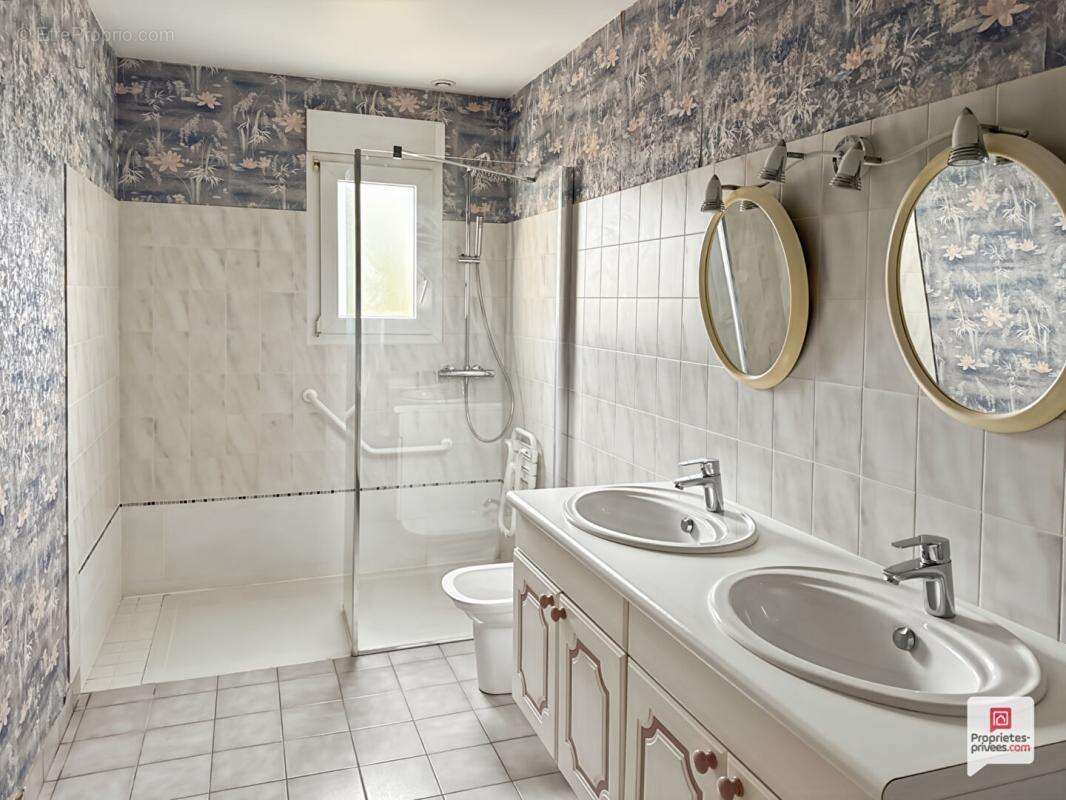 Maison à SABLE-SUR-SARTHE