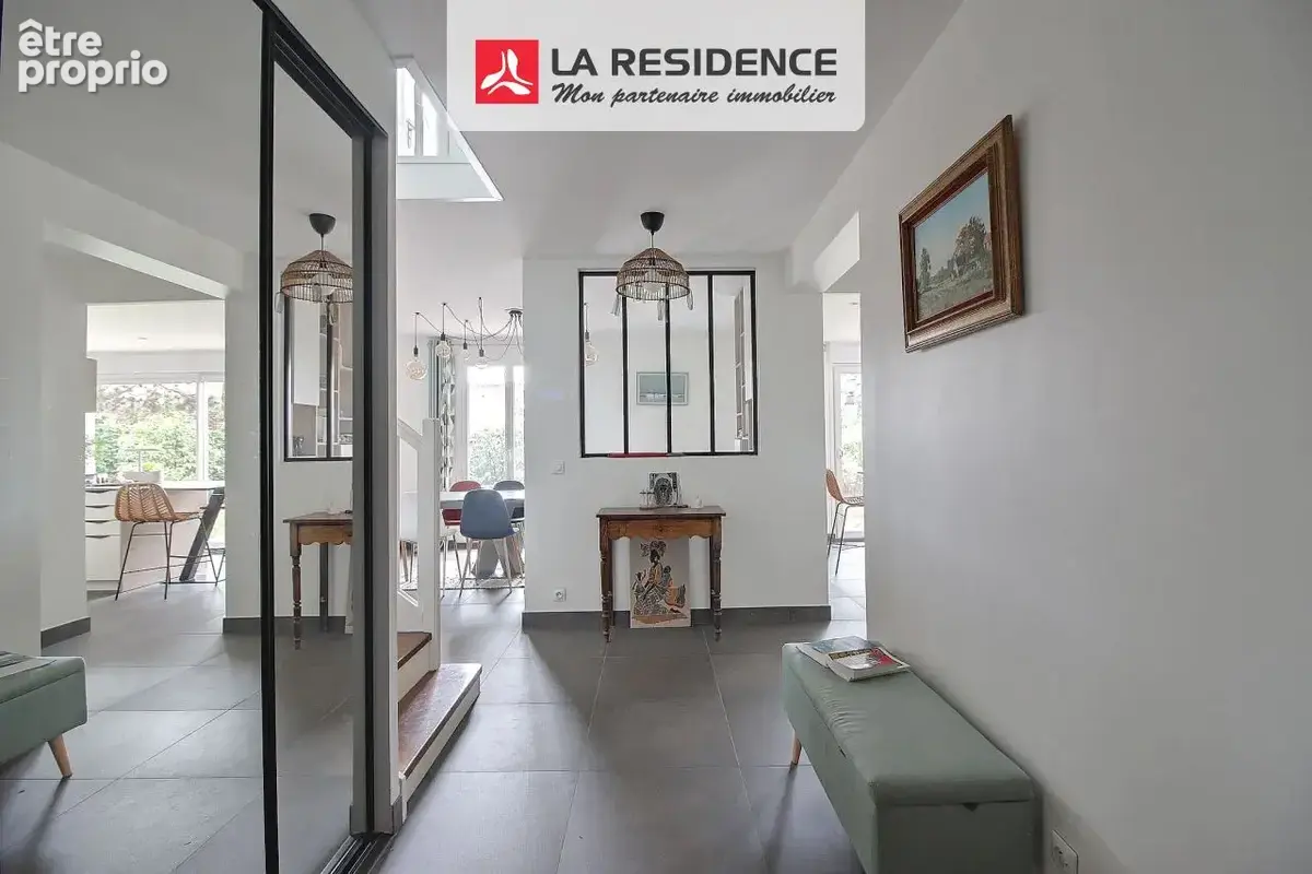 Maison 8 pièces 220 m² à vendre à Chambourcy (78240) - photo 7