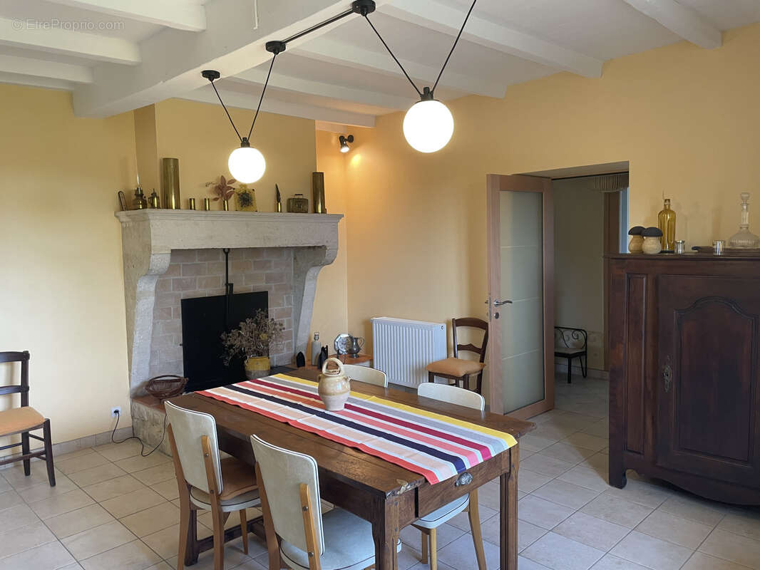 Maison à COUBEYRAC