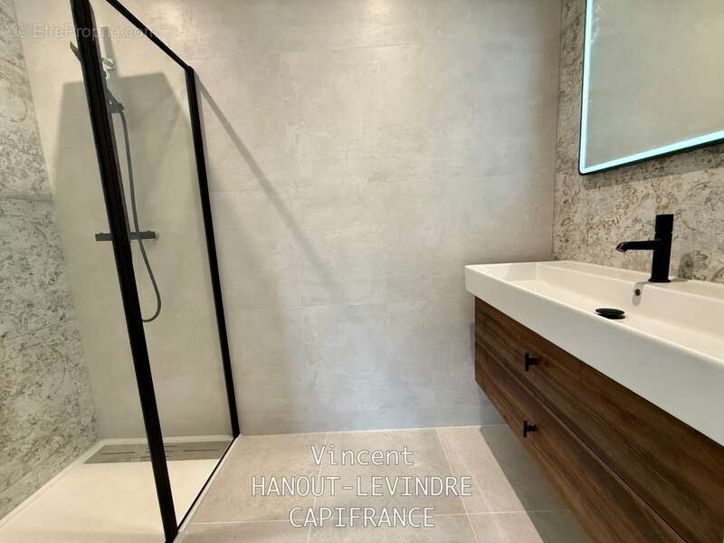 Maison à PELLOUAILLES-LES-VIGNES