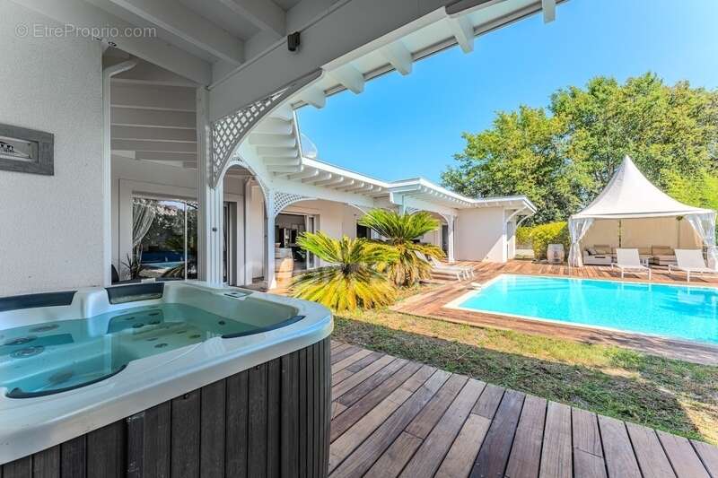 Maison à ANDERNOS-LES-BAINS