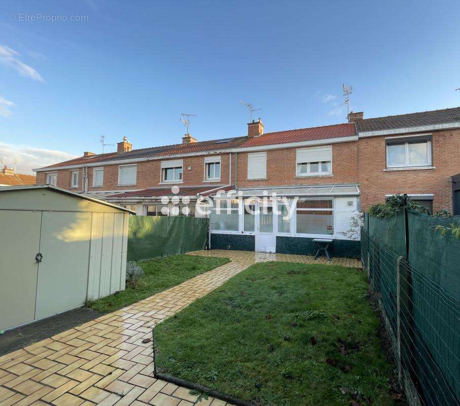 Maison à FACHES-THUMESNIL