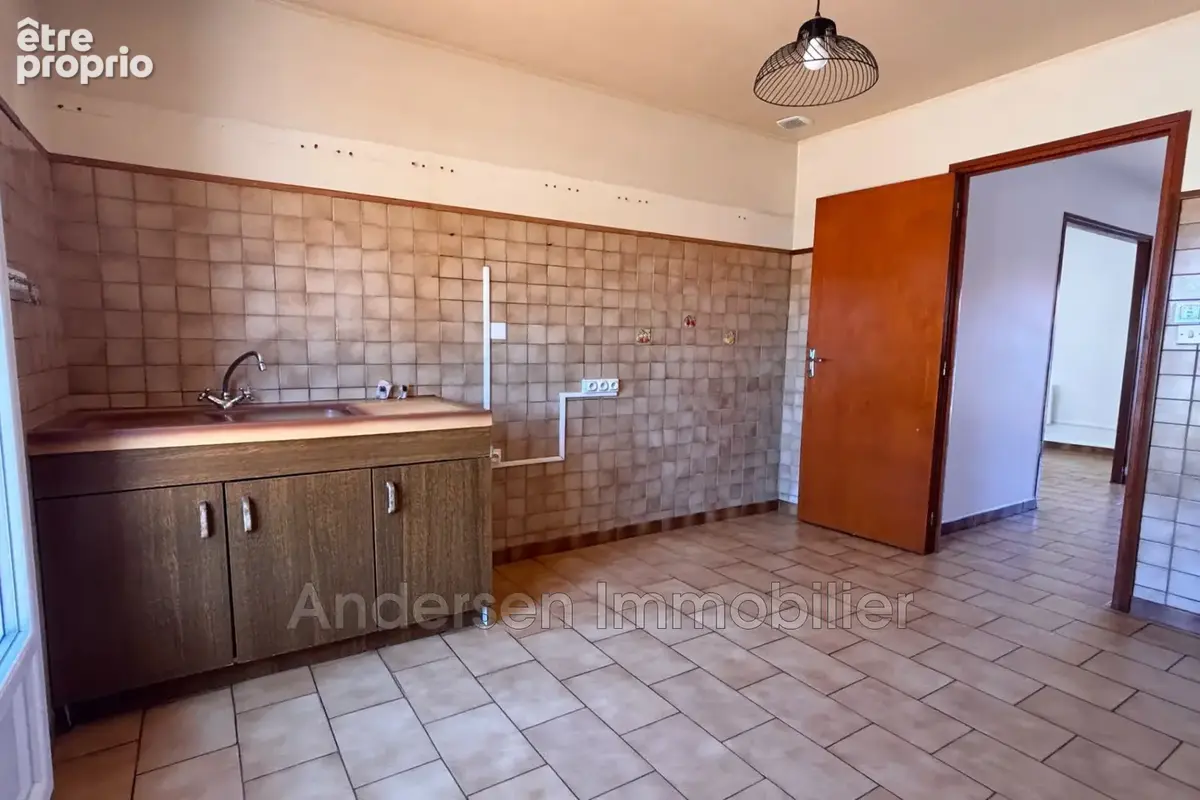 Maison 5 pièces 96 m² à vendre à Palau-Del-Vidre (66690) - photo 3