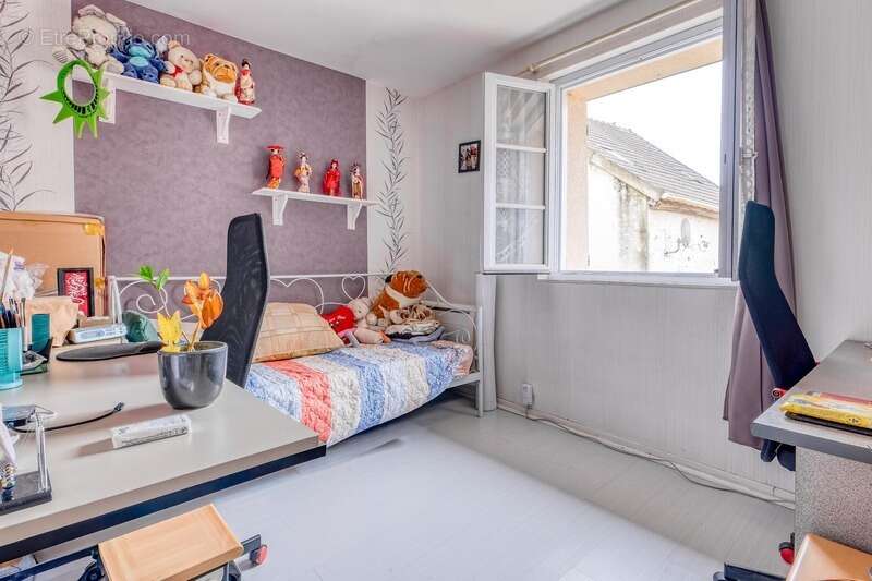 Christophe Michaudelle – EXLUSIVITE - CAPIFRANCE vous propose Nanteuil lès Meaux : Proche des commodités, maison de ville bien e - photo 10