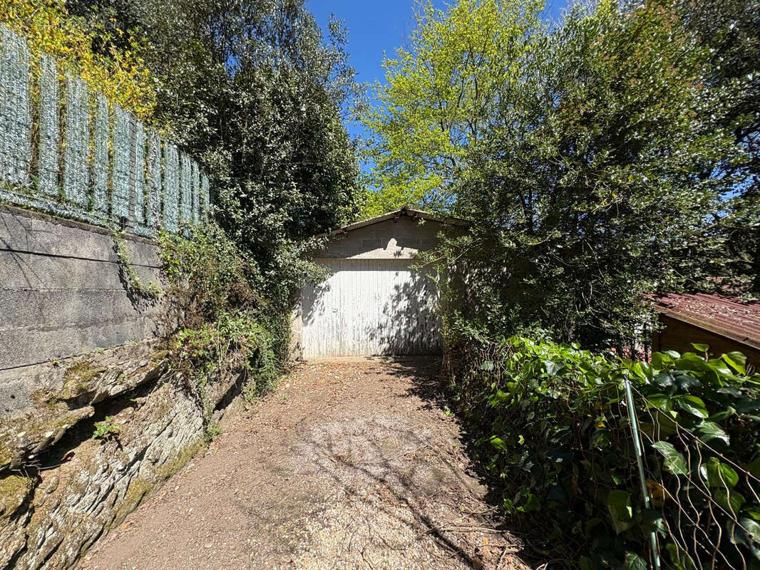 Maison à SAINT-AMANS-VALTORET