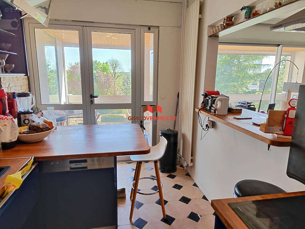 Appartement à GARCHES