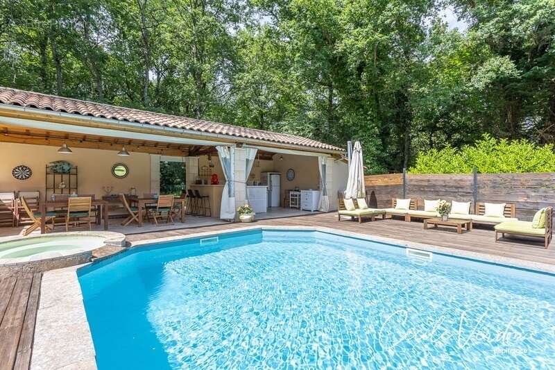 BELEYMAS (24) proche Bergerac – Propriété de charme du XIXe siècle 10 pièces avec dépendances, piscine et potentiel d’accueil su - photo 9