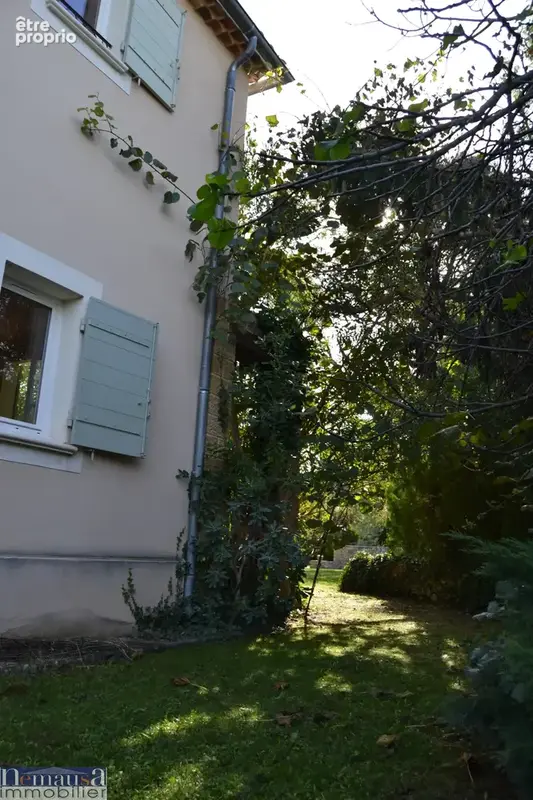 Tarascon, villa de 209m2 sur une parcelle de 2698m2 avec piscine - photo 20