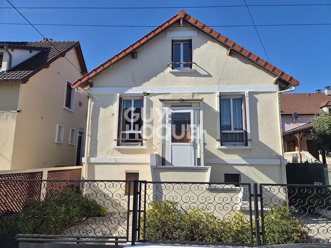 Maison 125 m² à Le Blanc-Mesnil  - photo 16