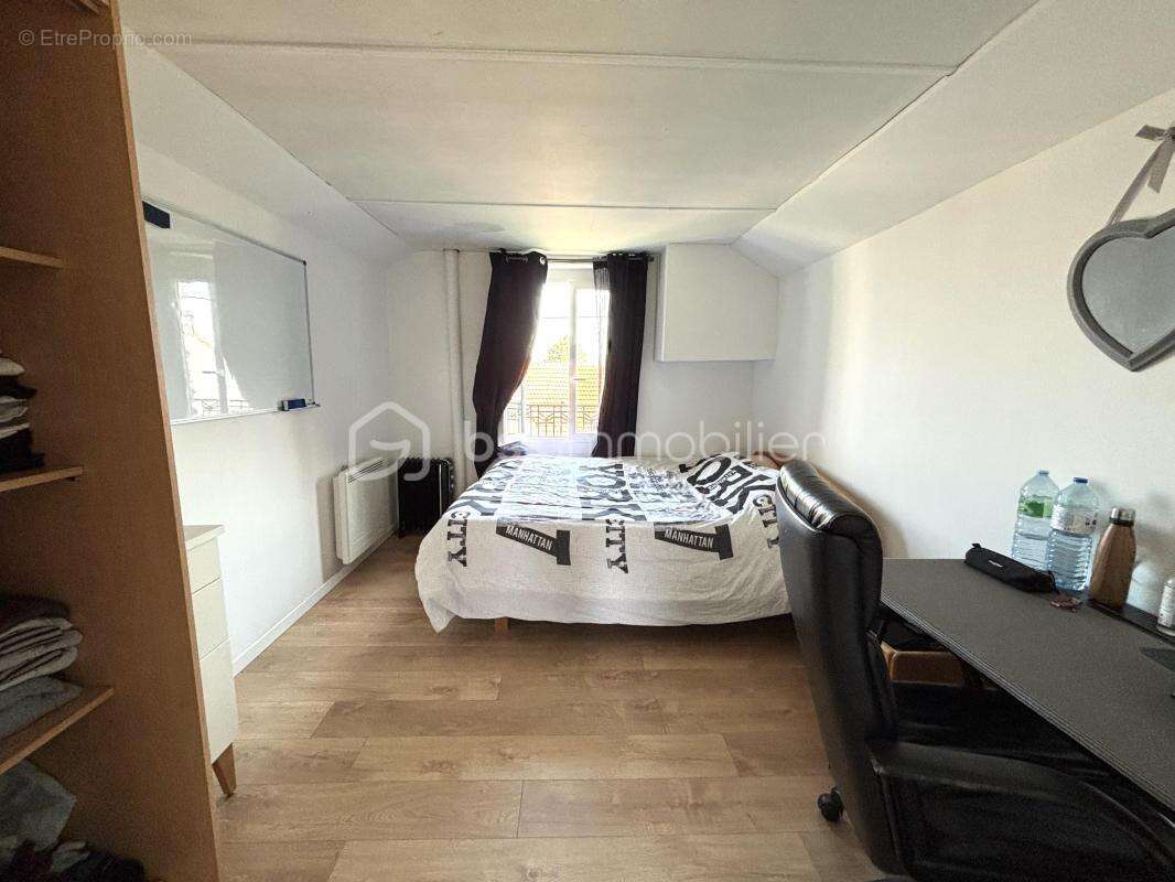 Maison à PARAY-VIEILLE-POSTE