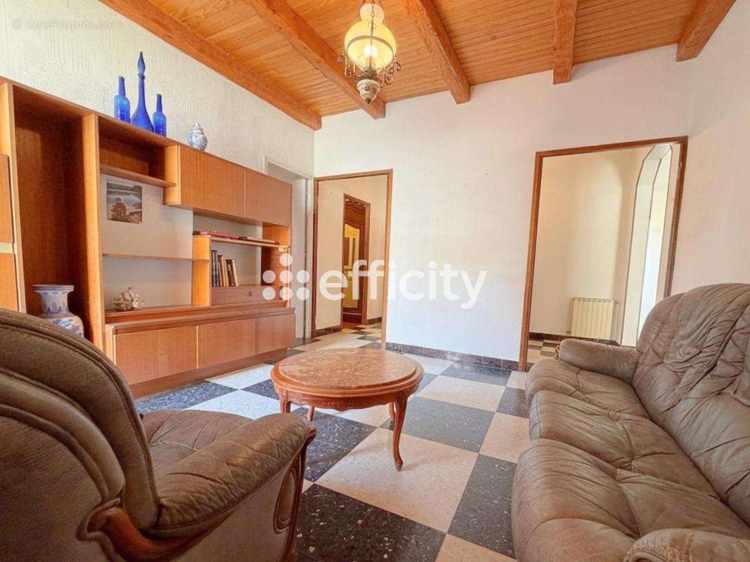 Maison à MARSEILLE-8E