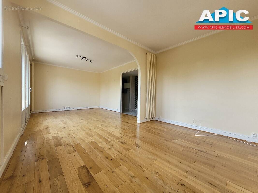 Appartement à GROSLAY