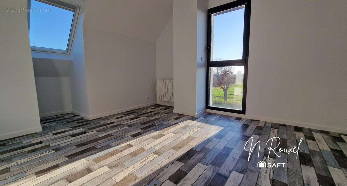 Photo 9 - Maison à EMIEVILLE