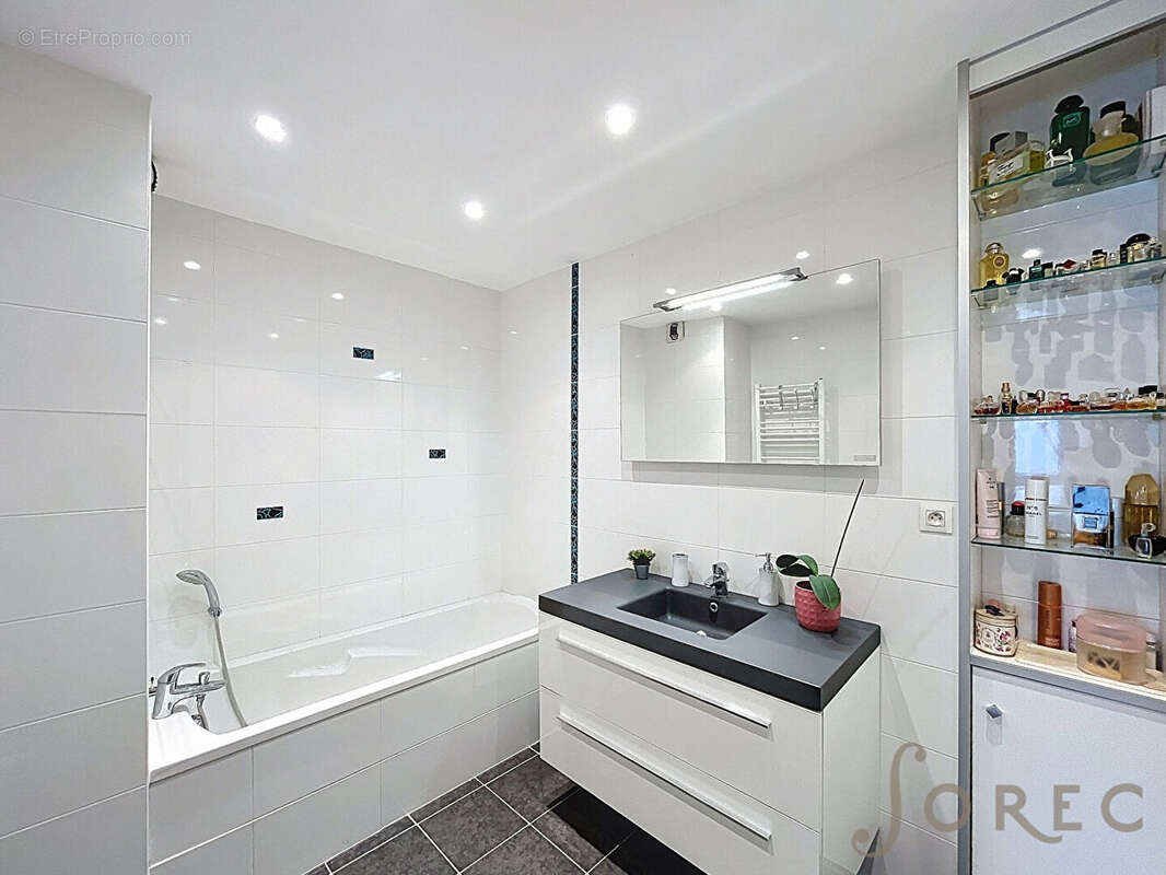 Appartement à MARLY