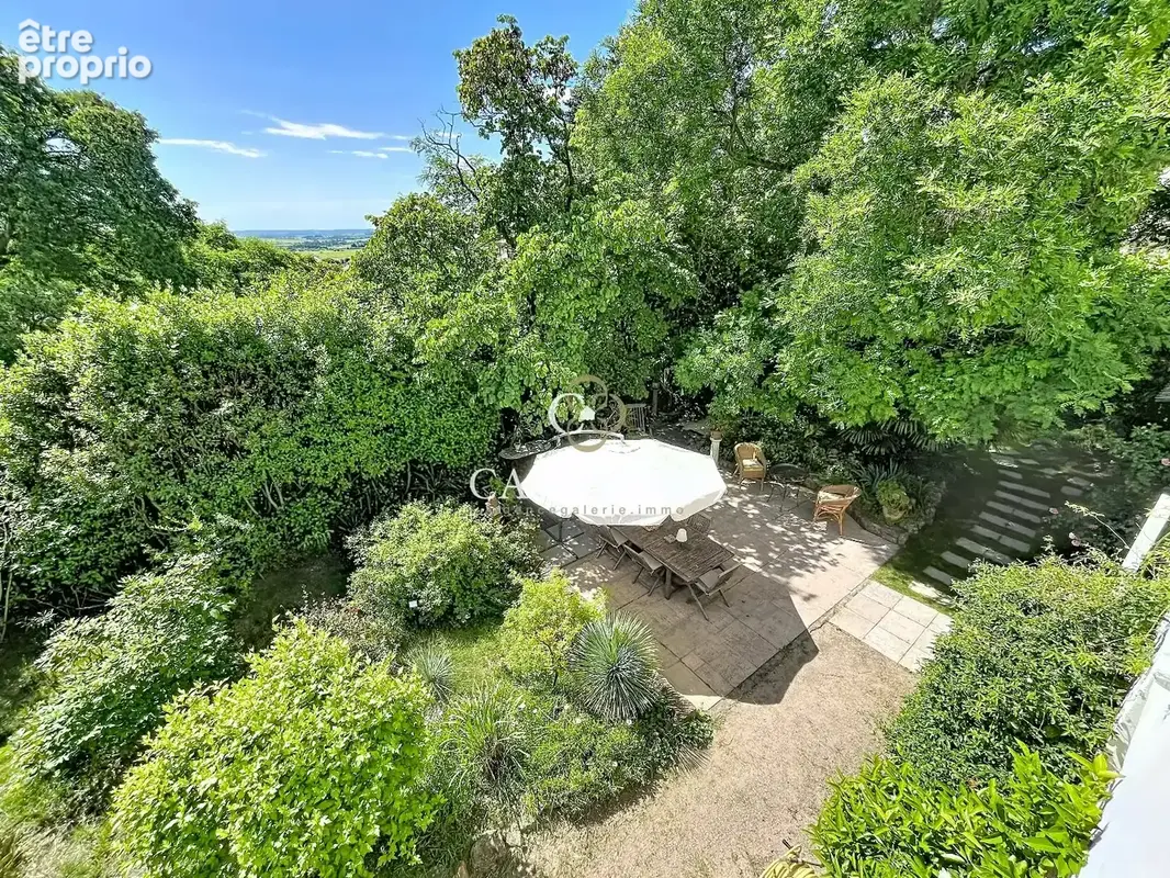 Rare ! Secteur PEZENAS, MAISON de CHARME, jardin intimiste, espace piscine, dépendances et appartement indépendant - photo 3
