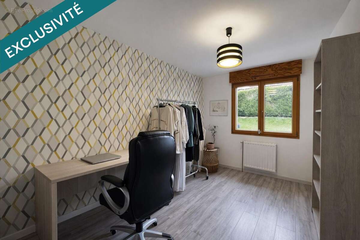 Photo 2 - Maison à URIMENIL