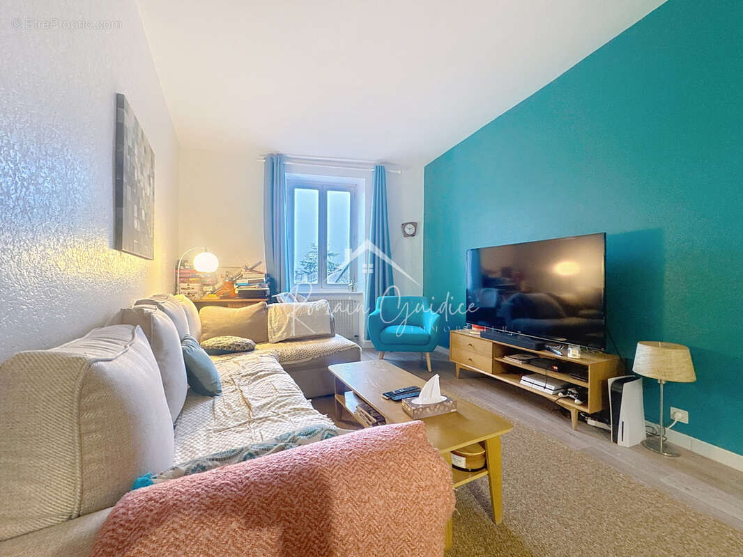 Appartement f3 66 m2 - photo 2