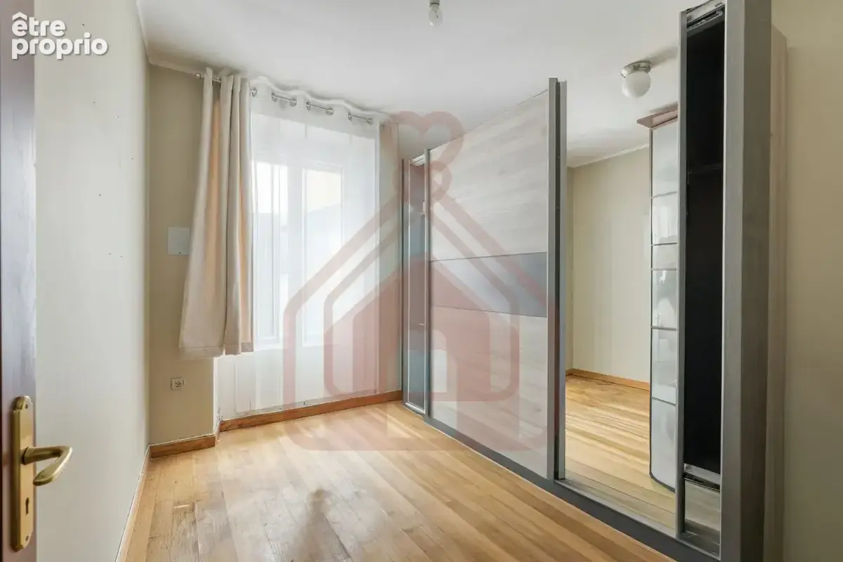 Appartement 5 pièces 94 m² à vendre à Le Kremlin-Bicetre (94270) - photo 4