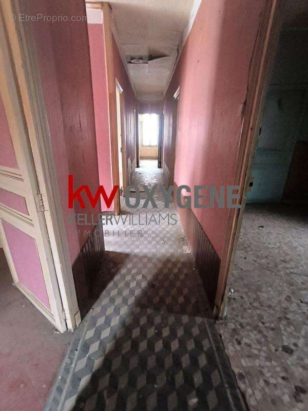 Commerce à LE BOULOU