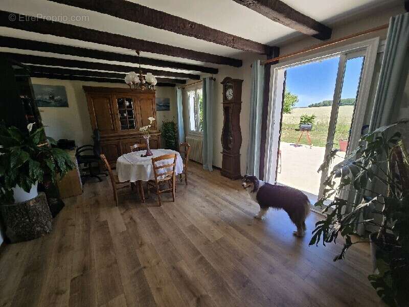 Maison à NONANCOURT