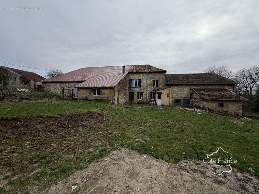 Maison à VERRIERES