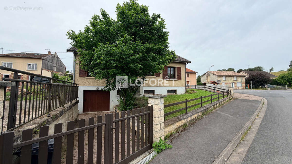 Maison à CHAUDEFONTAINE