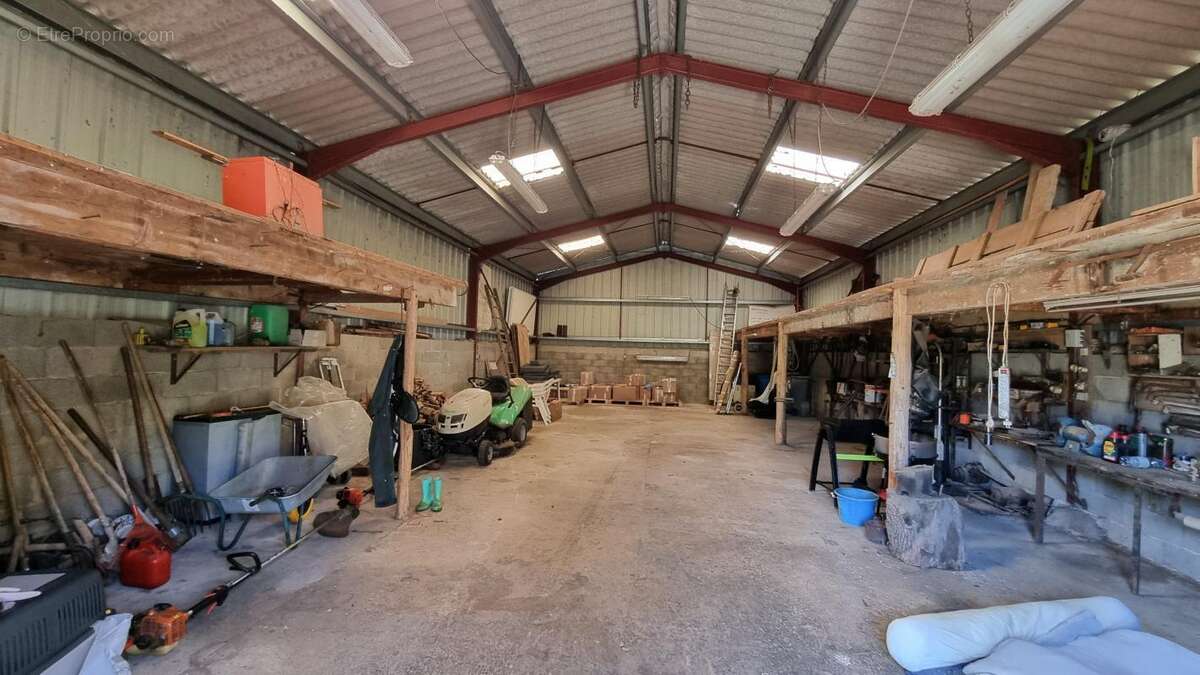 Maison à SAINTE-FOY-DE-LONGAS