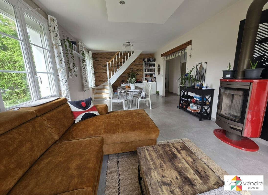 Maison à BREUIL-LE-VERT