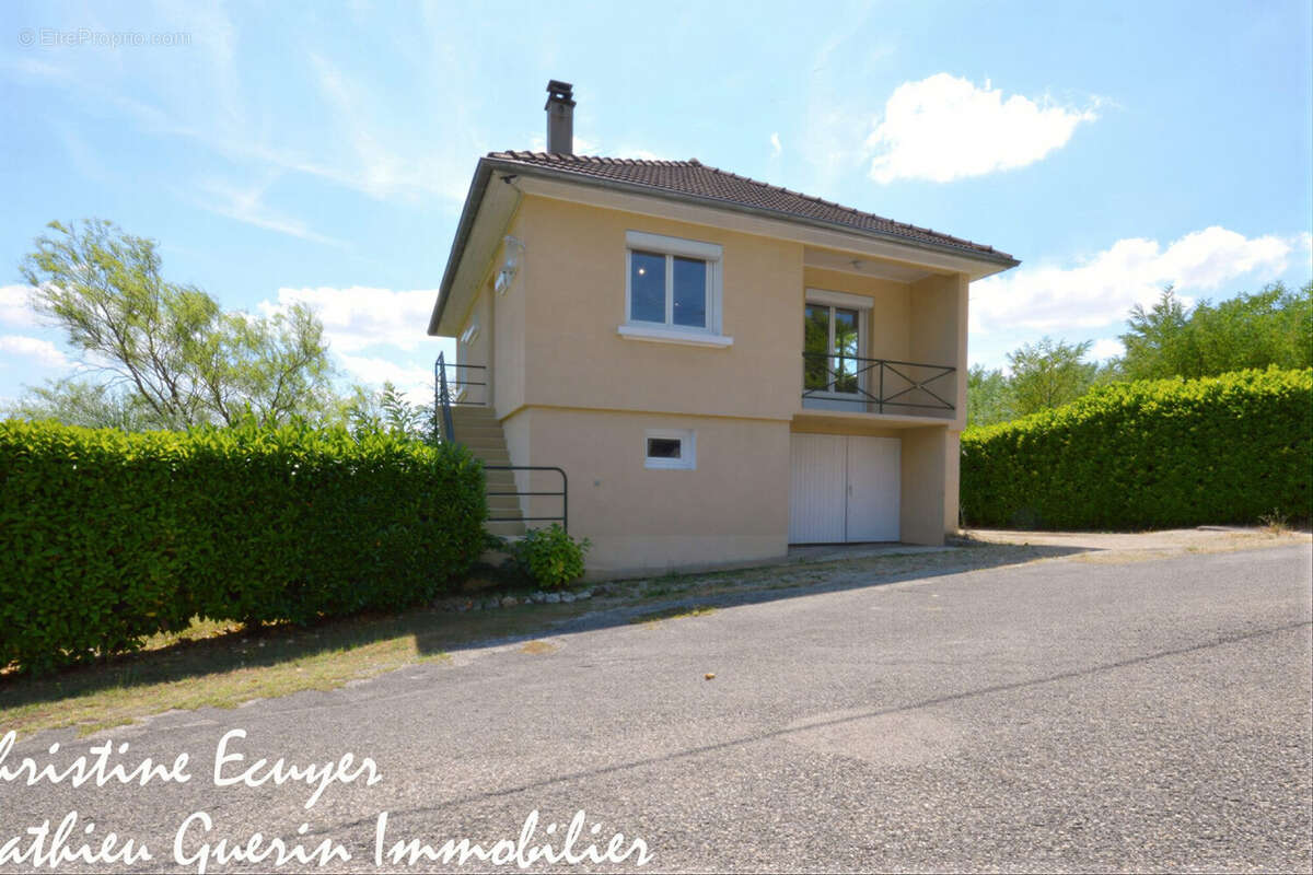 Maison à VEYRINS-THUELLIN