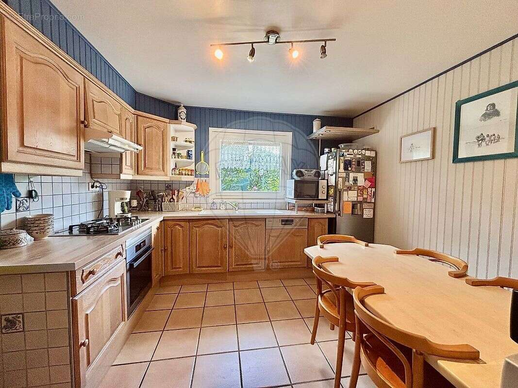 Maison à VILLEFRANCHE-SUR-SAONE