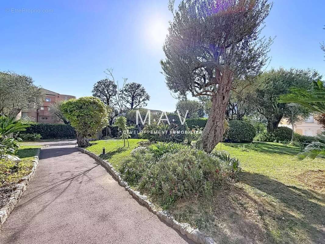 Appartement à ROQUEBRUNE-CAP-MARTIN